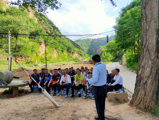 ѧϰ��ʷ�³��� ���о�������ͷ������AG���鼯�ż������뿪չ��ʷѧϰ����