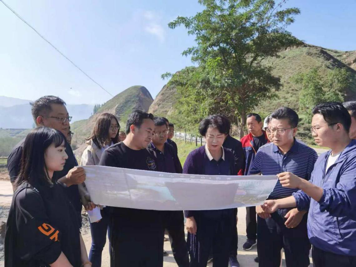 �����������  �ƻ��������<br/>�����ƻ����Ժ�нӵĻƺӡ�������С����Ŀ˳���ƽ�